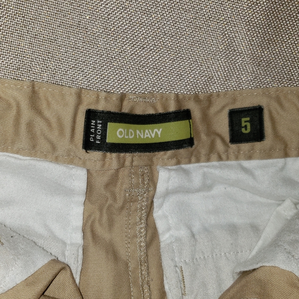 🏷 Old Navy Tan Shorts - Picture 5 of 5